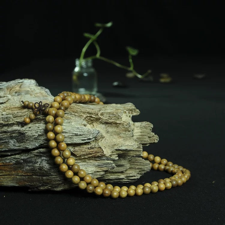 Serene Green Sandalwood Bracelet